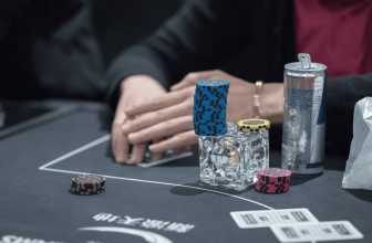 Poker Killer Technique: Semi-Bluff